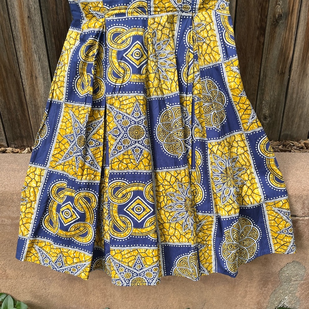 Trashy Diva by Candice Gwinn Yellow and Blue Patterned Sundress Size 10 - Picture 6 of 9